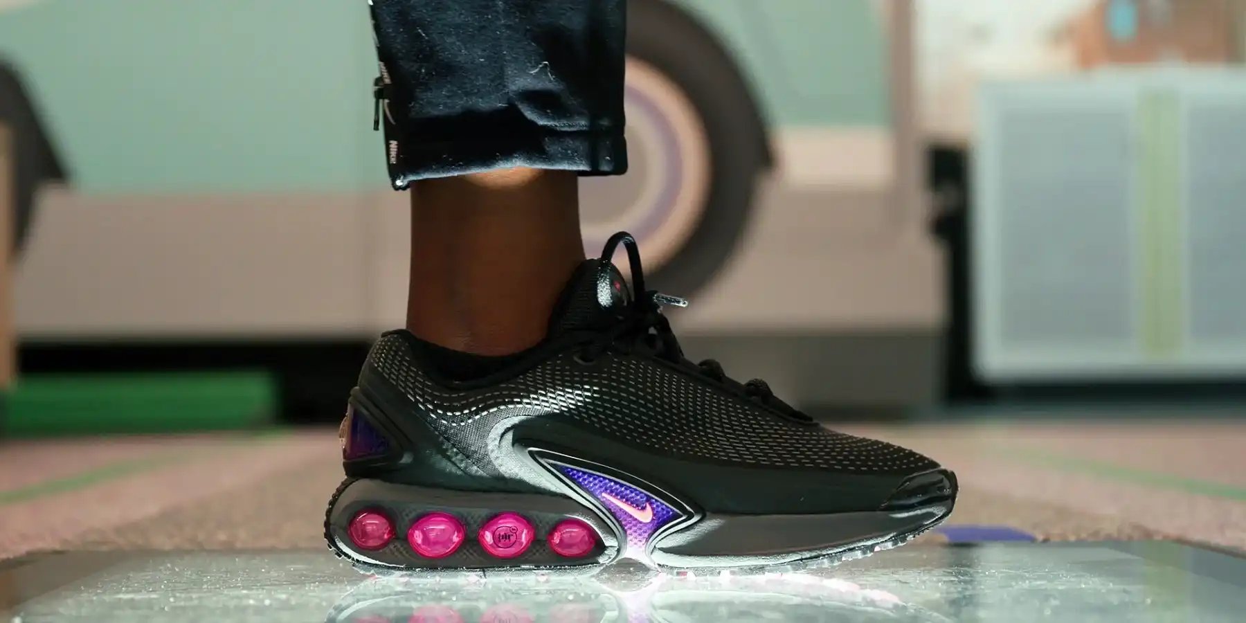 nike-dynamic-air-max-dn-shoes-pressurized-tubes-designboom-ban2.webp
